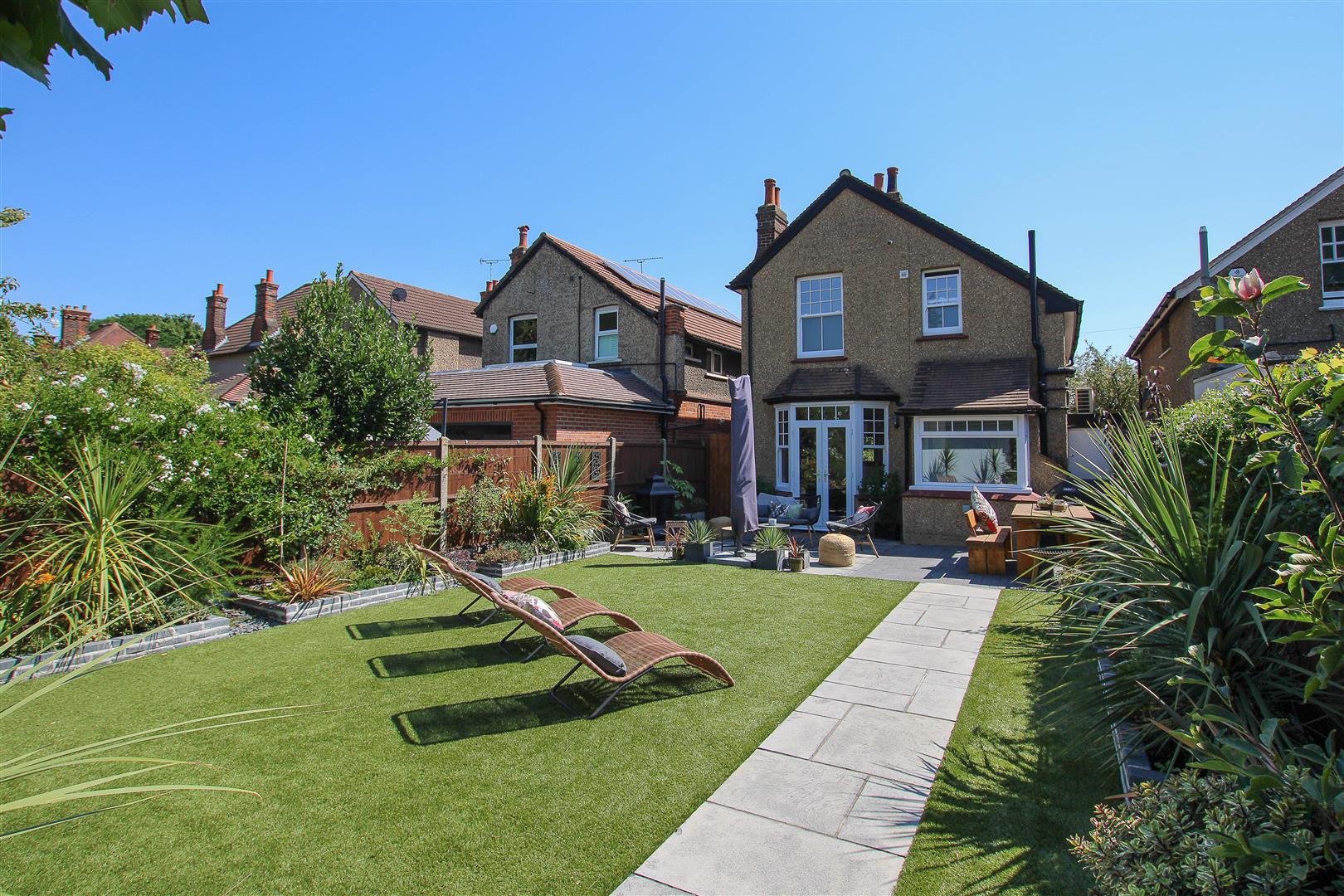 Burland Road, Brentwood Keith Ashton